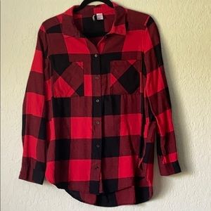 H&M Red & Black Plaid Button Down Shirt | Size 6